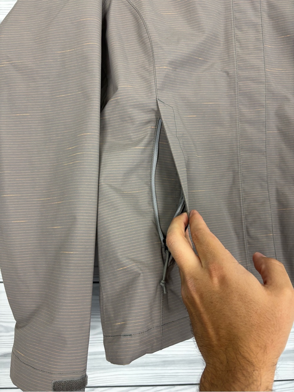 The North Face tan/gray stripe DryVent rain jacket size small - Picture 3 of 15